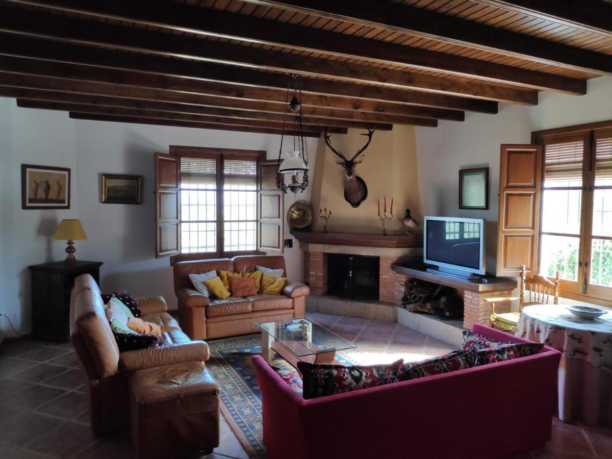 Cortijo El Arrejadero Villa Villanueva del Rosario Exterior photo